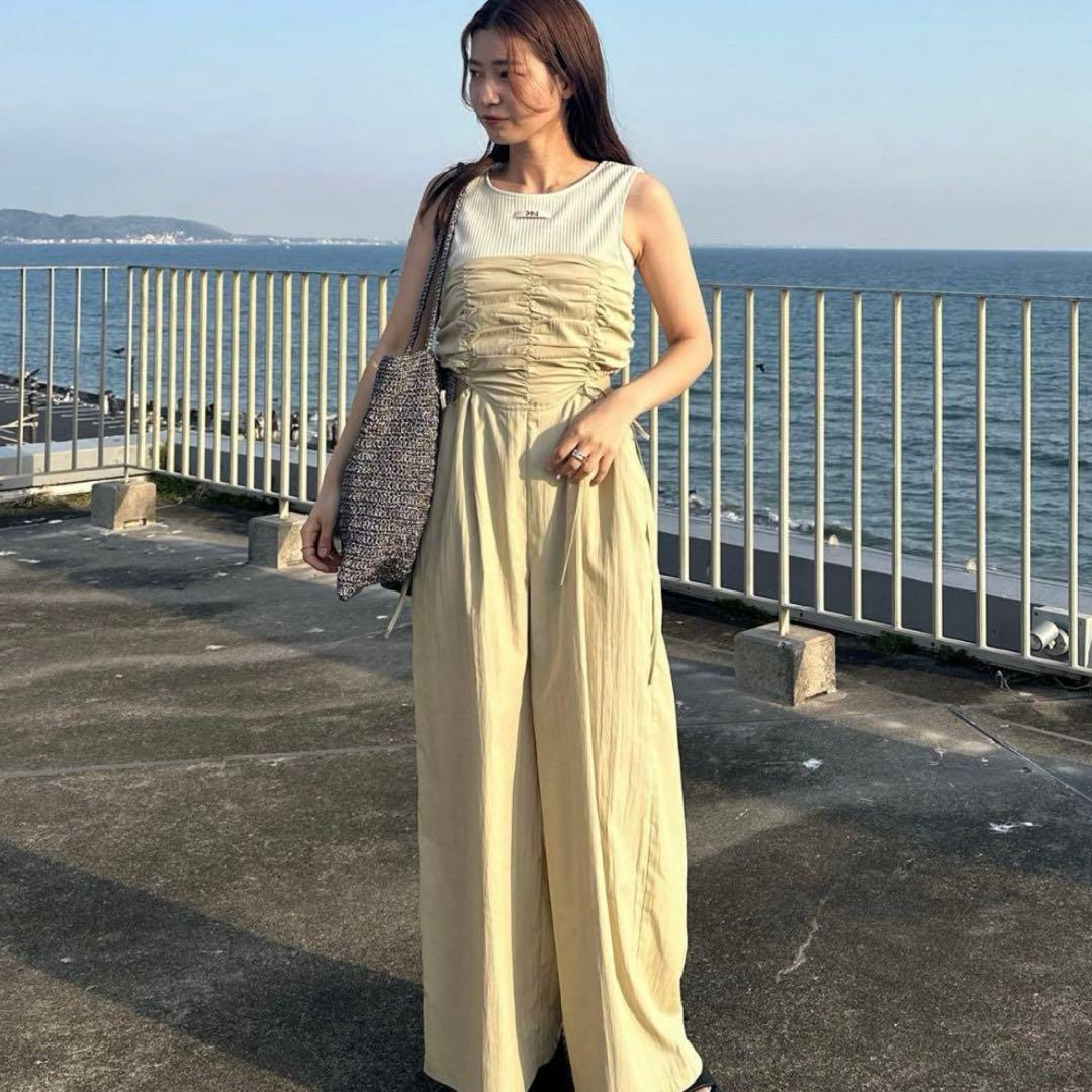 Kastane 2piece カットアウトサロペット ベージュ 新品