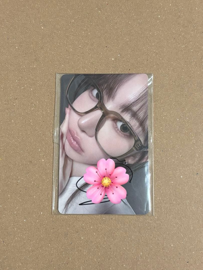 LE SSERAFIM ルセラフィム サクラ　直筆サイン入り