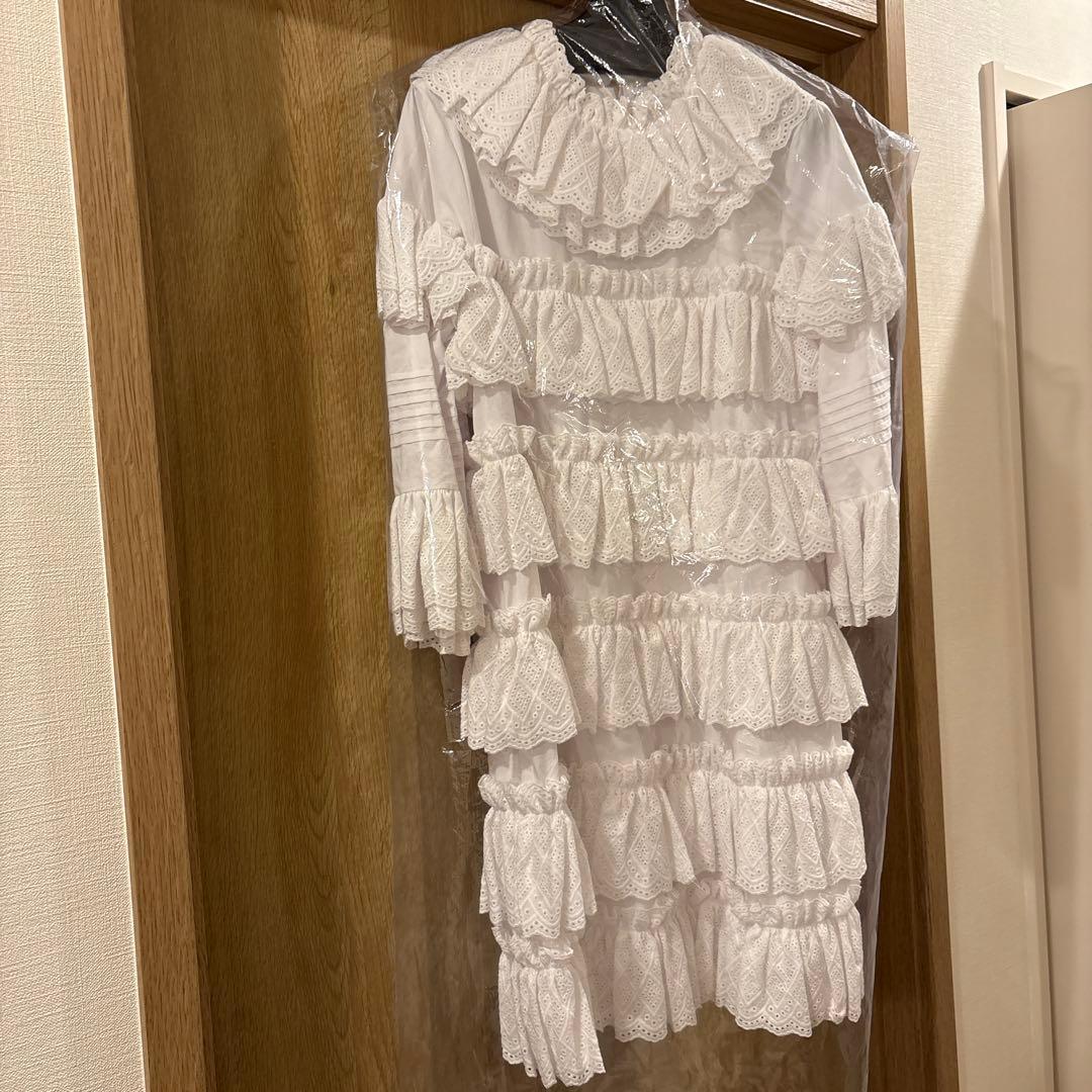 bibiy 新品未使用タグ付き　フリルワンピース