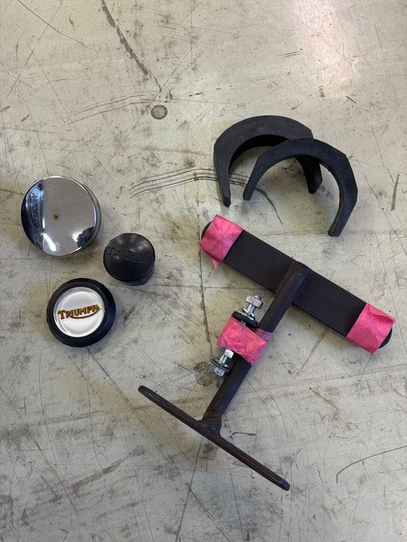 トライアンフ タンク