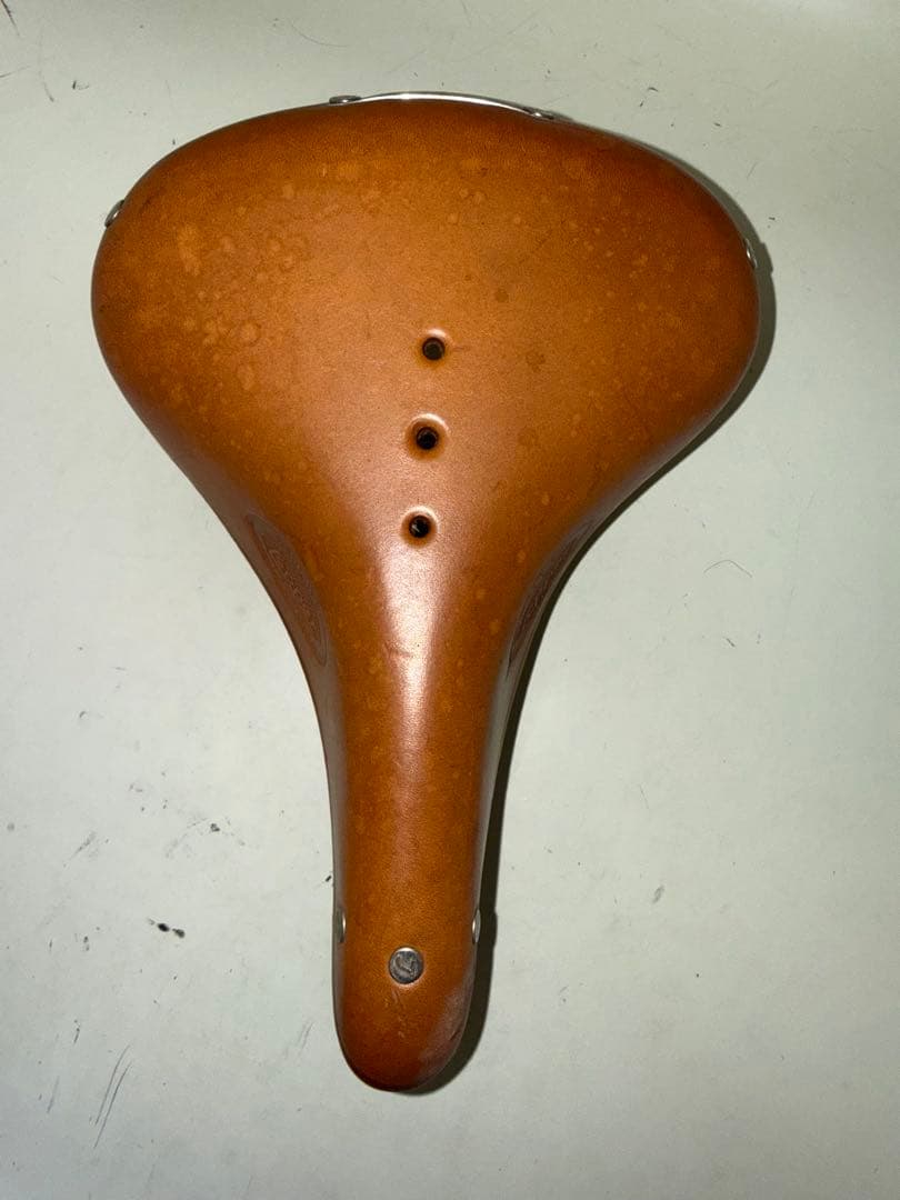 デッドストック　Lepper 本革サドル