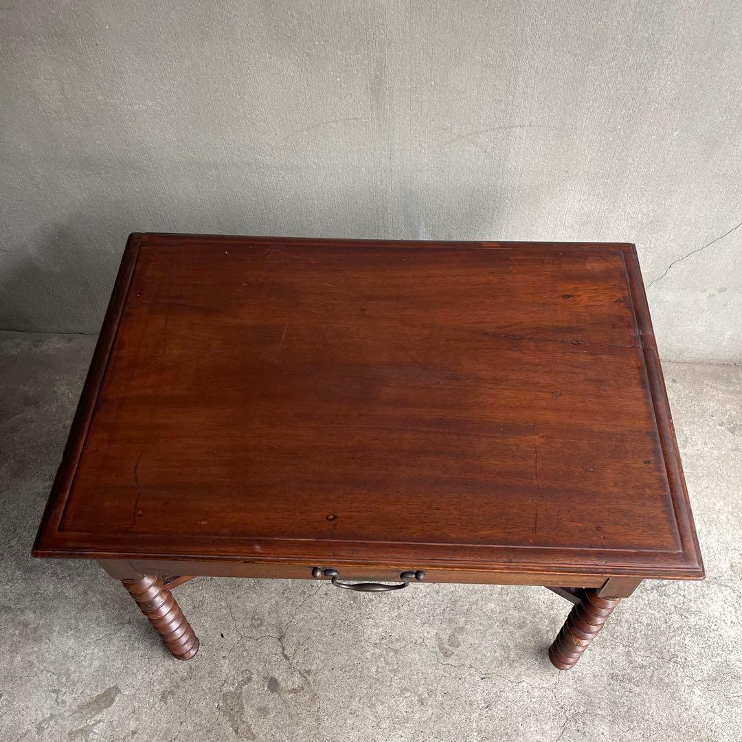 英国アンティーク　ナイトテーブル