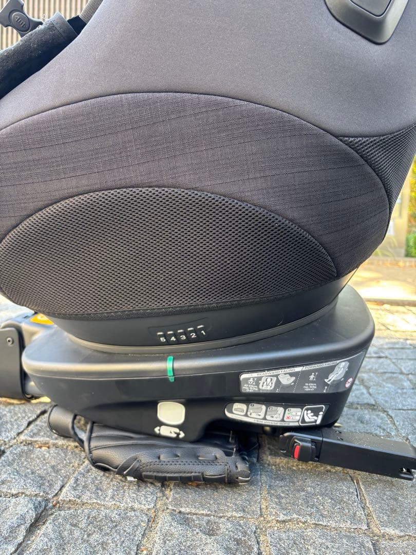 Joie Arc360 ブラック チャイルドシート ISOFIX