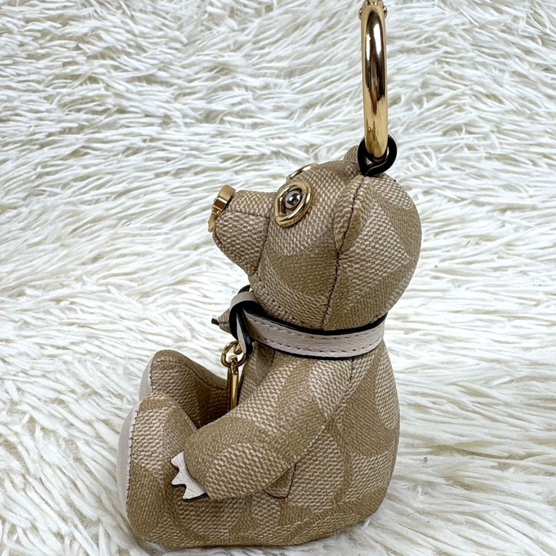 美品、コーチ、COACH、シグネチャー、ベア、チャーム、キンホルダー