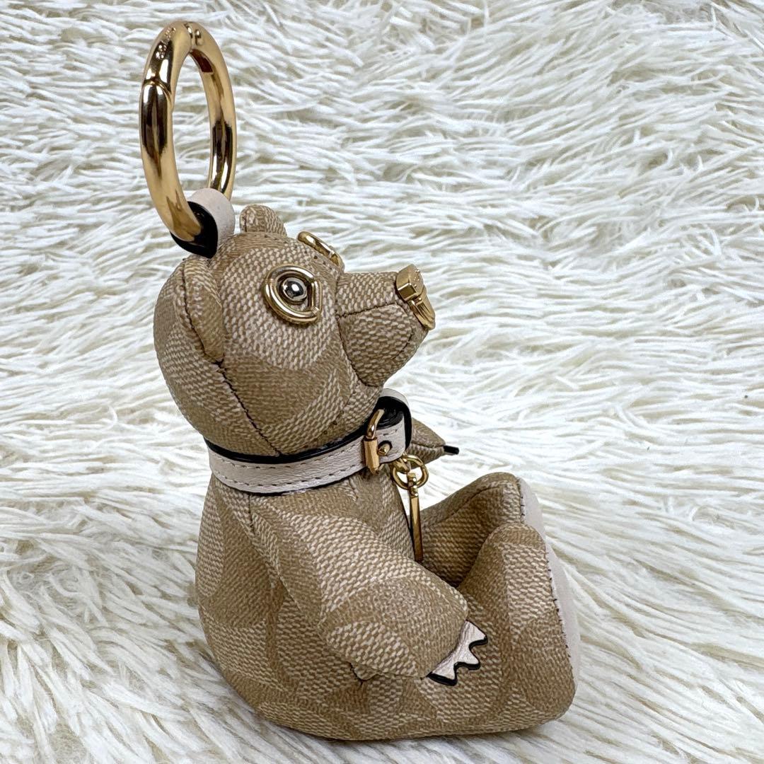 美品、コーチ、COACH、シグネチャー、ベア、チャーム、キンホルダー
