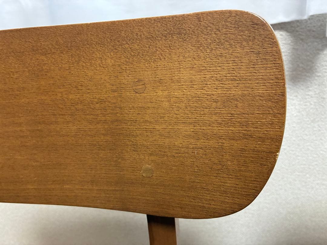 unicoウニコ ダイニングチェア fixフィックス(左側)