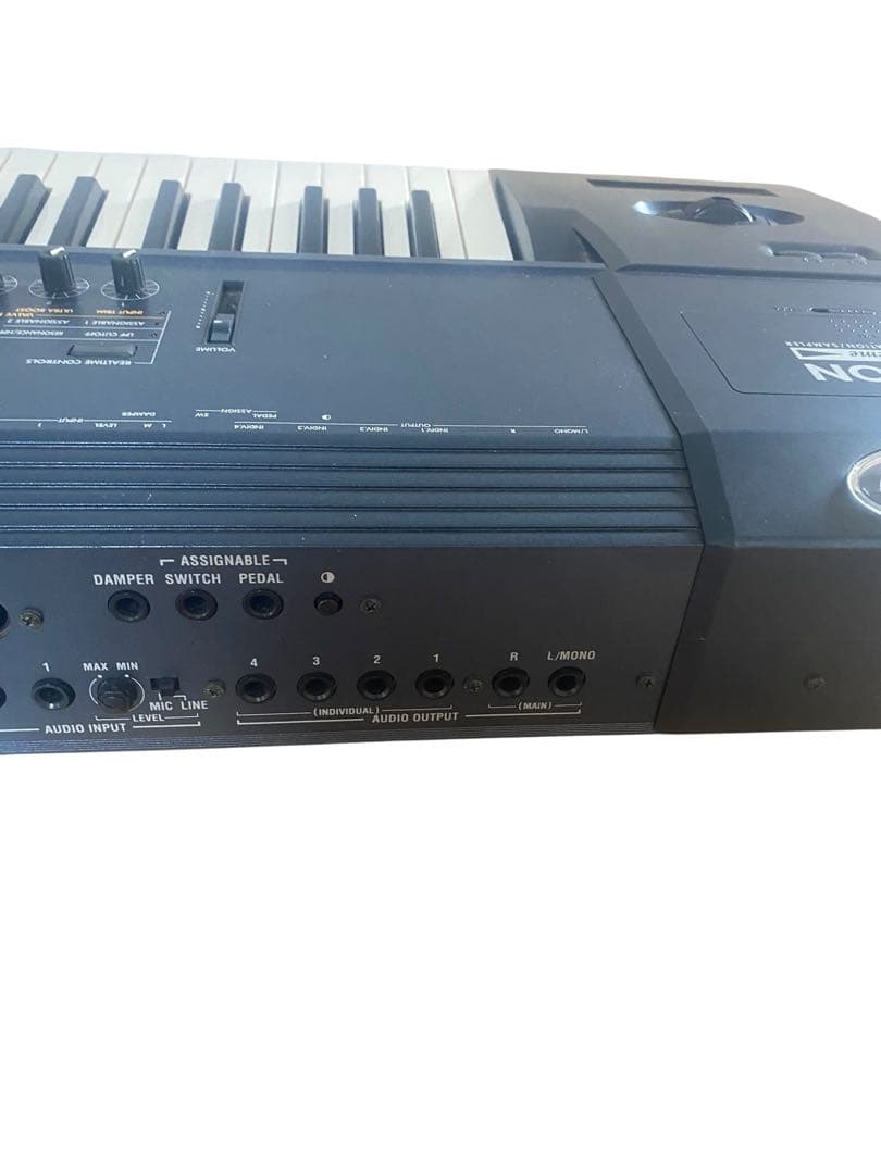 KORG triton extreme 76 コルグ