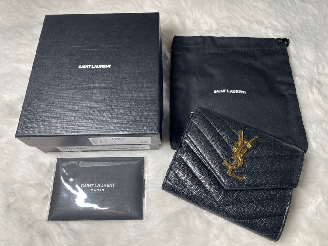 SAINT LAURENT 三つ折り財布