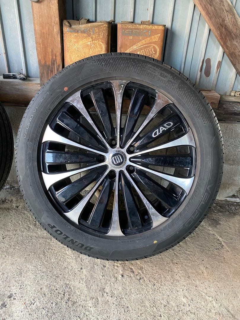 DAD タイヤ、ホイール18インチ 4本　アルファード、ヴェルファイア等