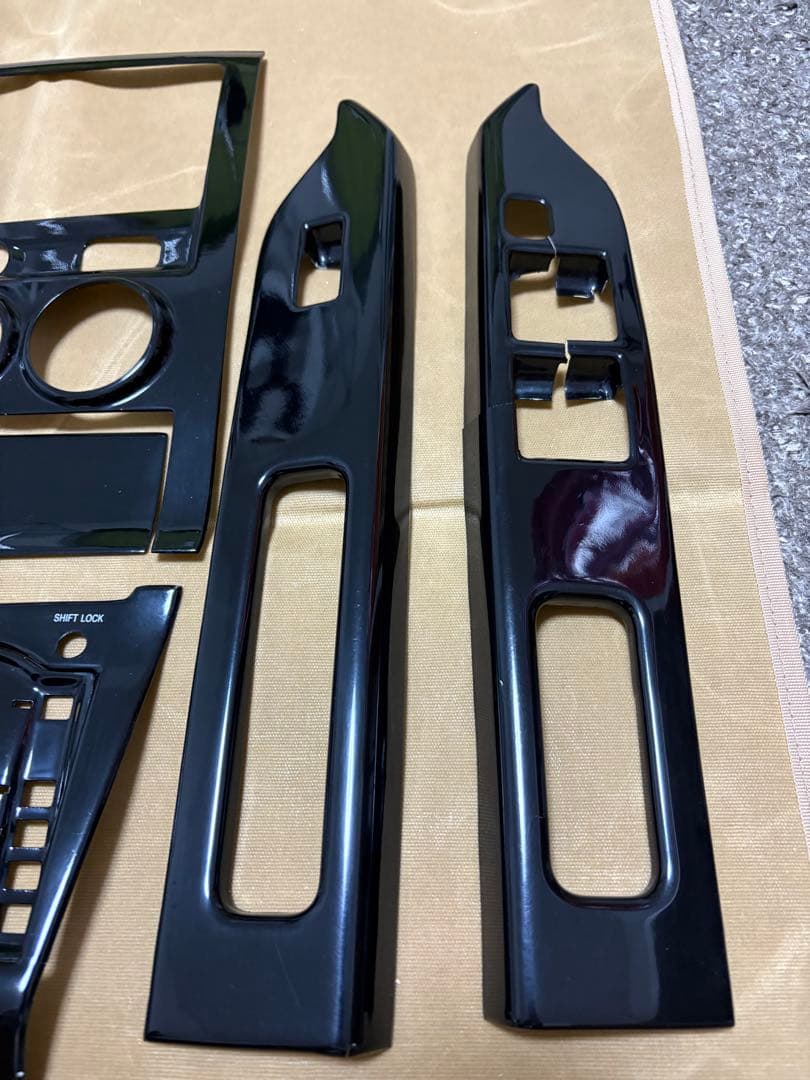 デリカ D5 インテリアパネル