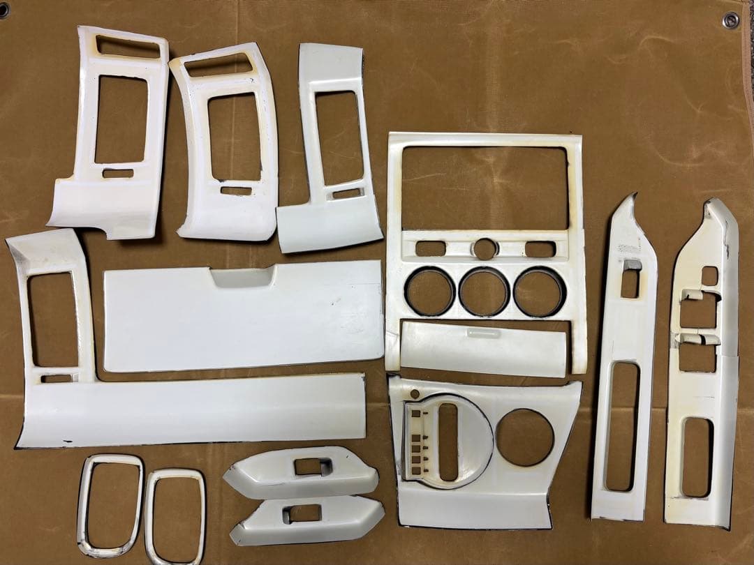 デリカ D5 インテリアパネル