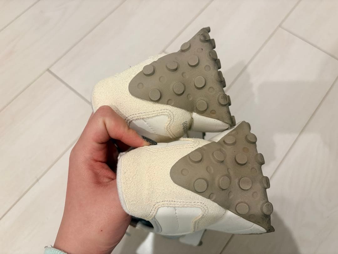 New Balance スニーカー327 ホワイト/グレー　24センチ