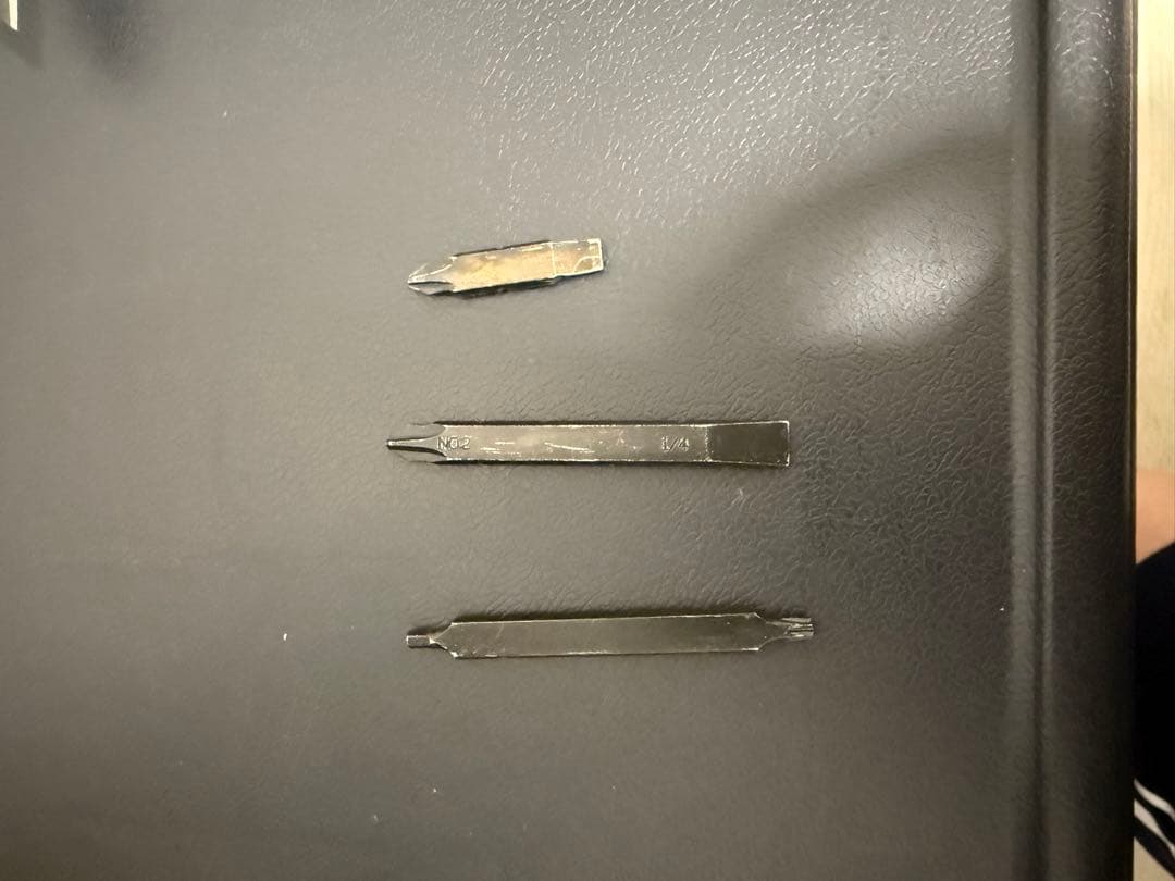 個人装備 LEATHERMAN MUT EOD