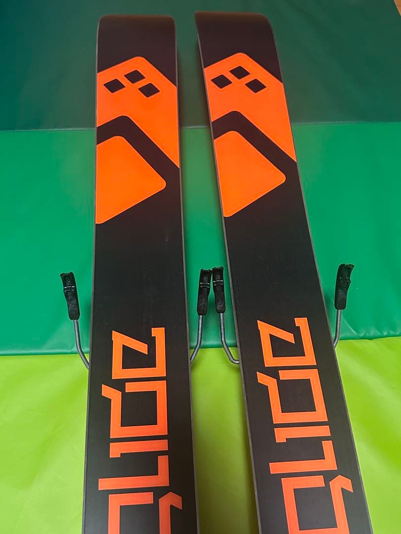 Vector Glide バックカントリー　山スキー　ツアービンディング　滑走無