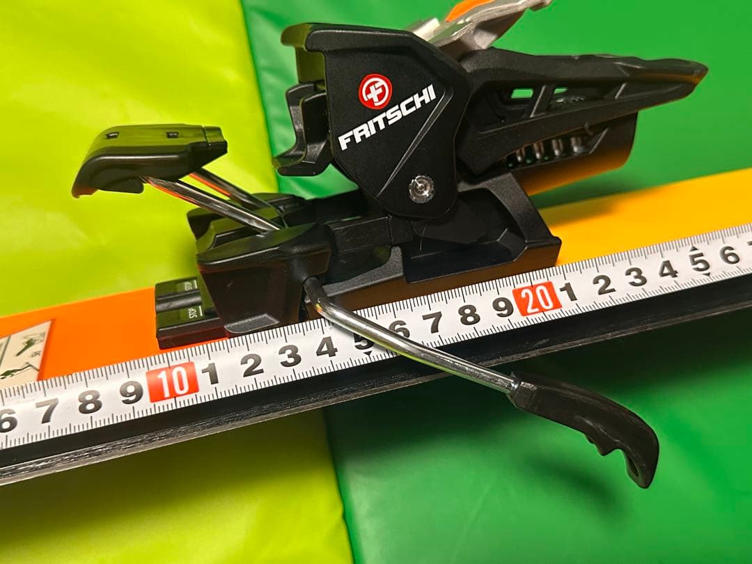 Vector Glide バックカントリー　山スキー　ツアービンディング　滑走無