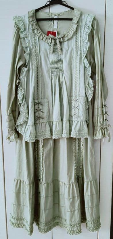 神*】様 タブリエ付きワンピース☆ピンクハウス☆マスカット