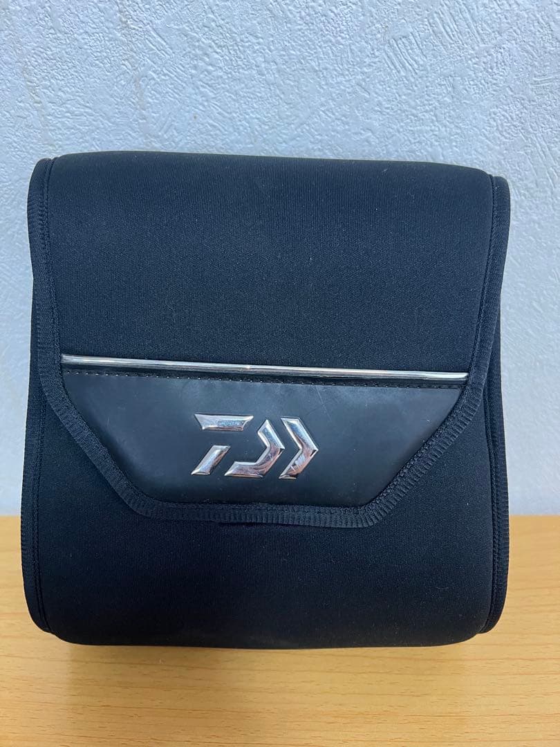 DAIWA SALTIGA 18000８号高級PEライン　ルアー3個付き