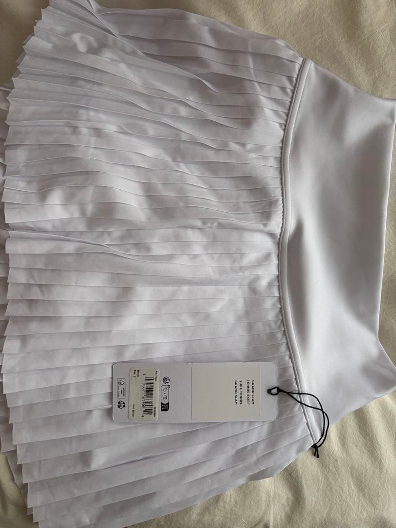 Alo Yoga グランドスラム プリーツスカート