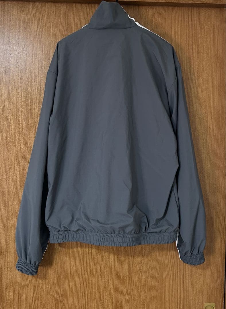 adidas ADILENIUM オーバーサイズ トラックトップ