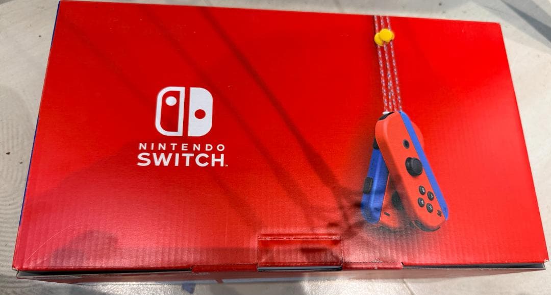 新品未使用 Nintendo Switch マリオレッド