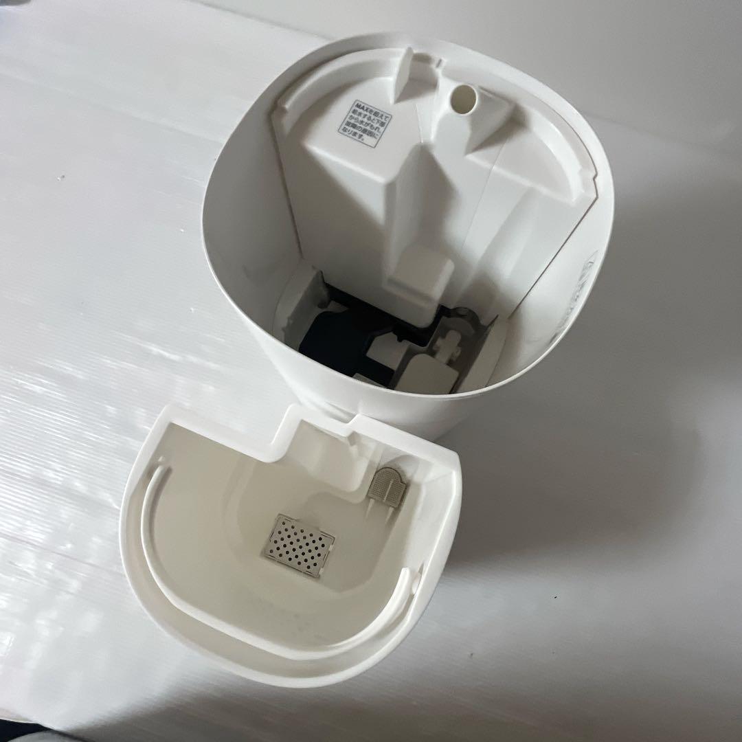 【美品】アイリスオーヤマ ハイブリッド加湿器 上給水AHM-HU55A-W