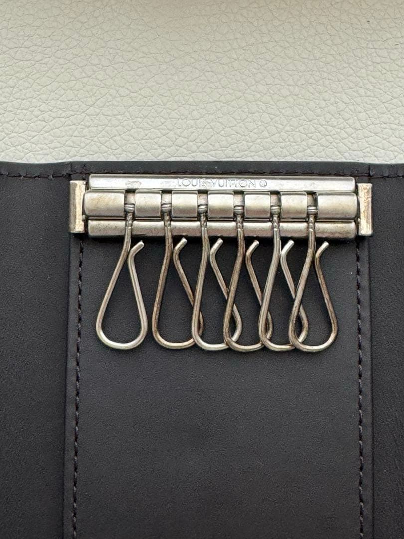 新品未使用LOUIS VUITTONルイヴィトンキーケース　ミュルティクレ6