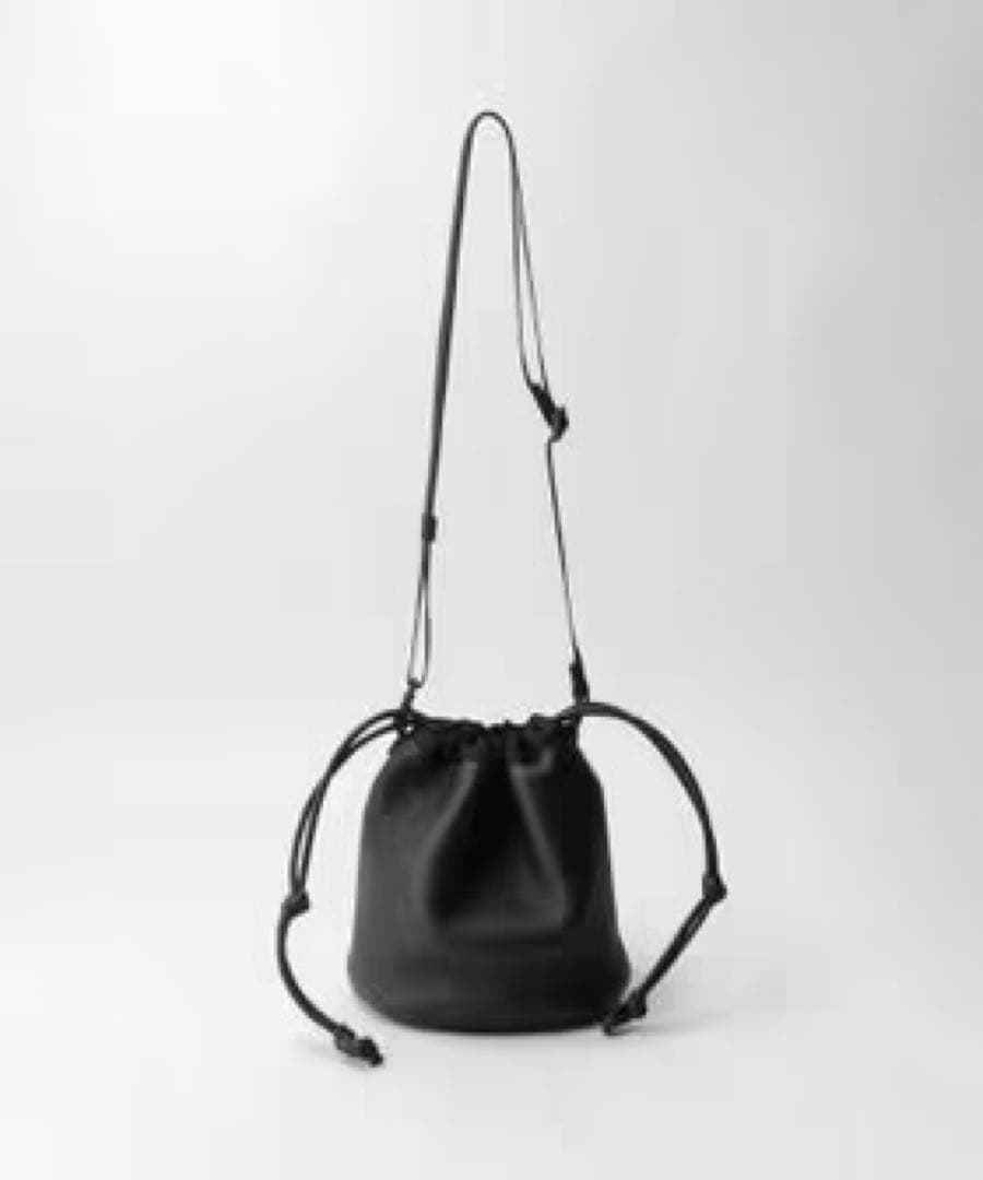 新品 BEAUTY & YOUTH スタンダード レザー パース 巾着 黒