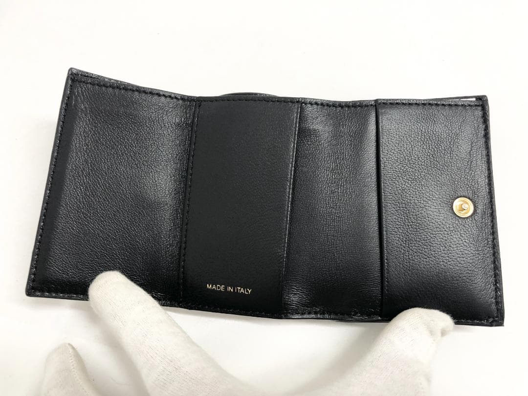 ○★新品未使用　MARNI (マルニ)　三つ折り財布　グリーン×グレー×ブラウン