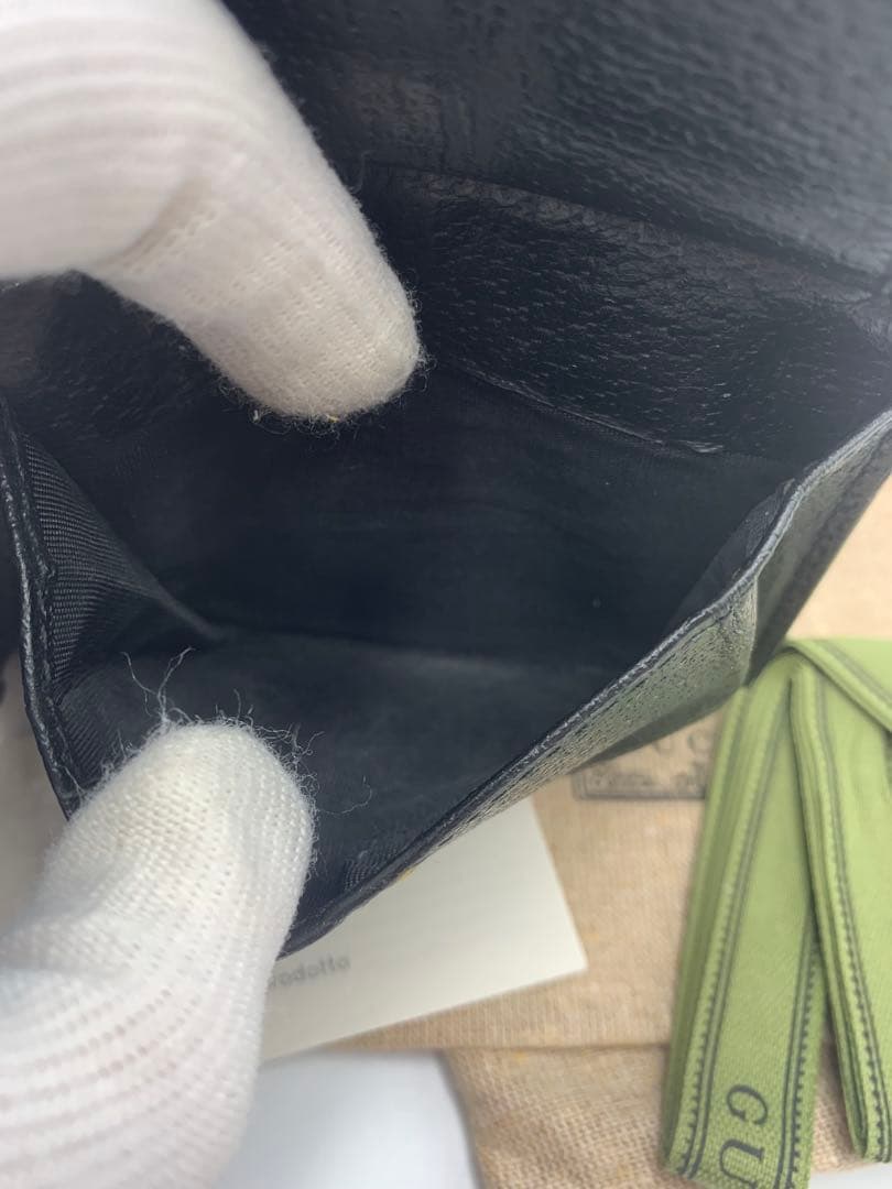 【美品】グッチ 二つ折り財布 アニマリエ ビー レザー ゴールド金具 P55