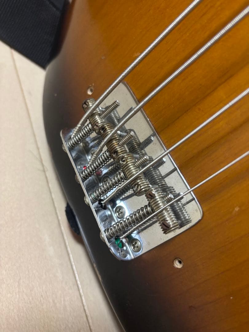 ベース Fender Road Worn 50s Precision Bass