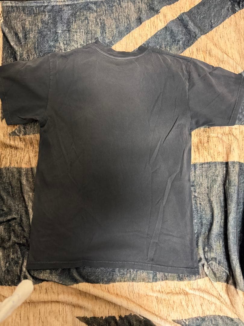 g*1様 CJ X FCB Washed Spray Logo Tee