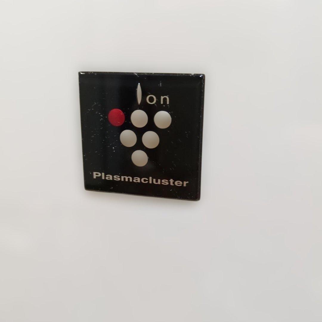 除湿機　CV-R71-W シャープ　2024年製　プラズマクラスター　衣類乾燥機