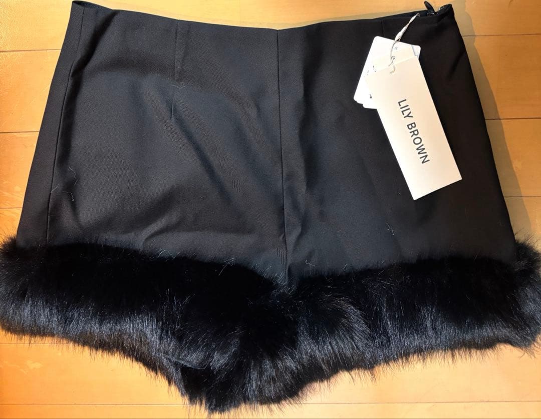 LILY BROWN リリーブラウン エコファーショートパンツ