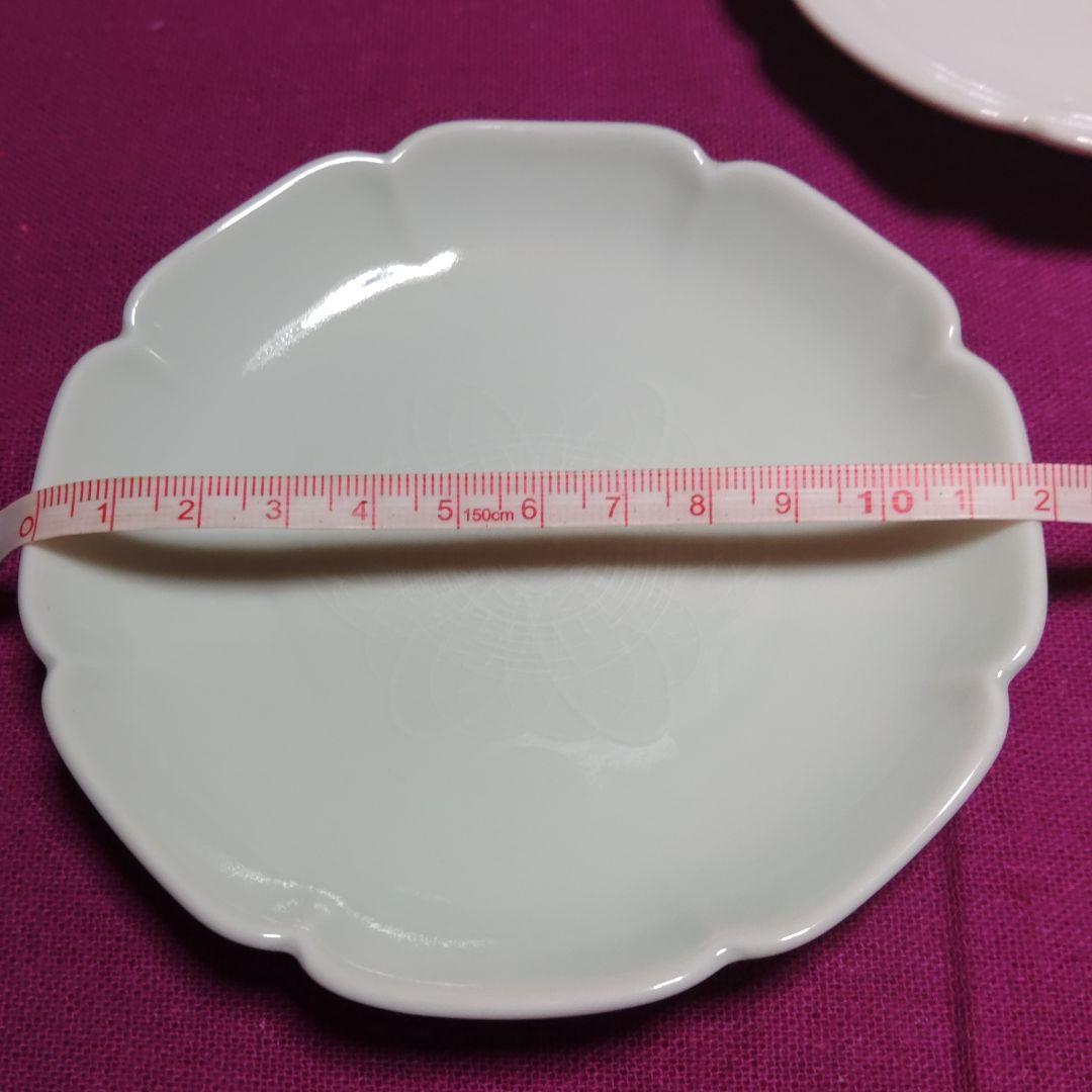 八塚形ホワイト小皿二枚