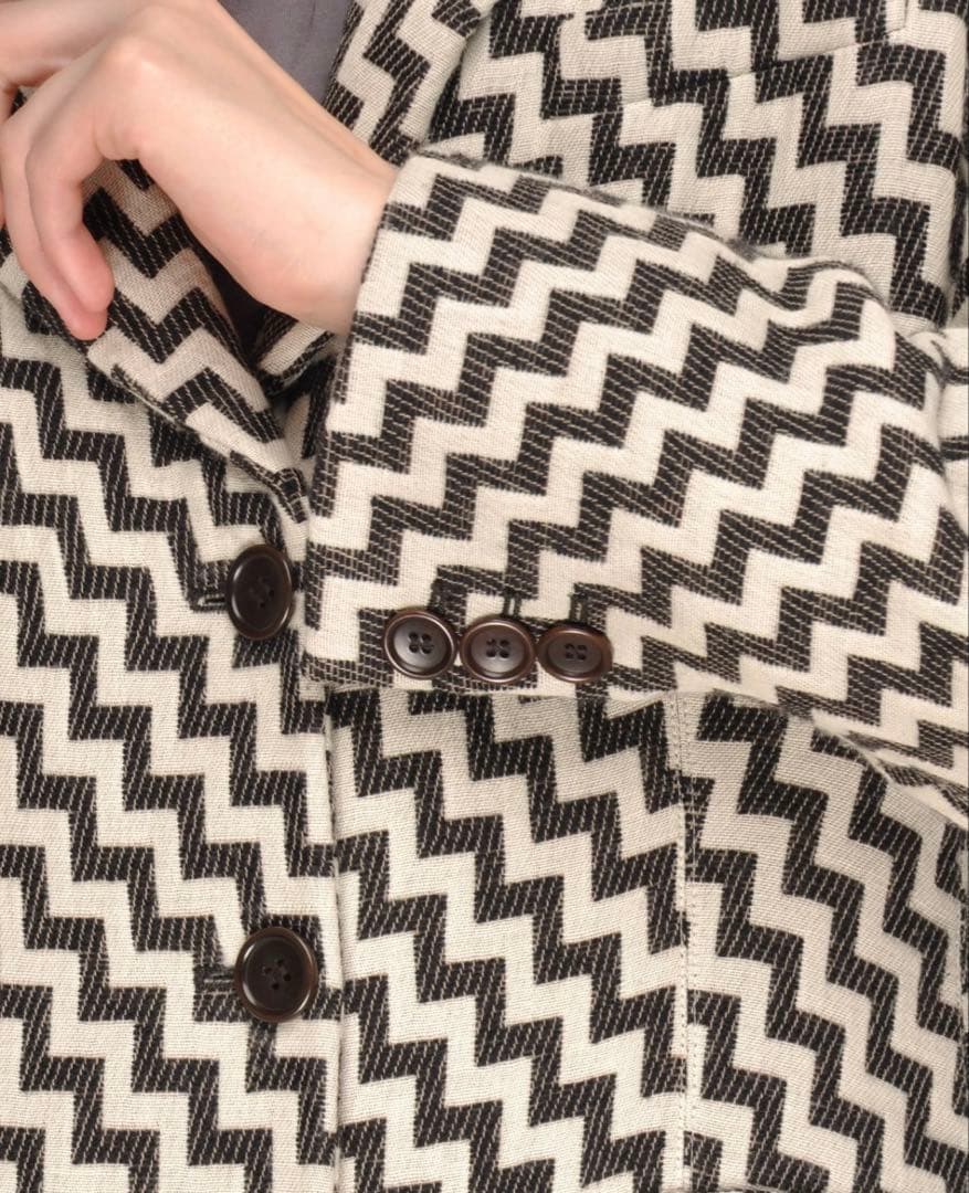 ★アルマーニARMANI イタリア製 ラムヴァージョンウール100％