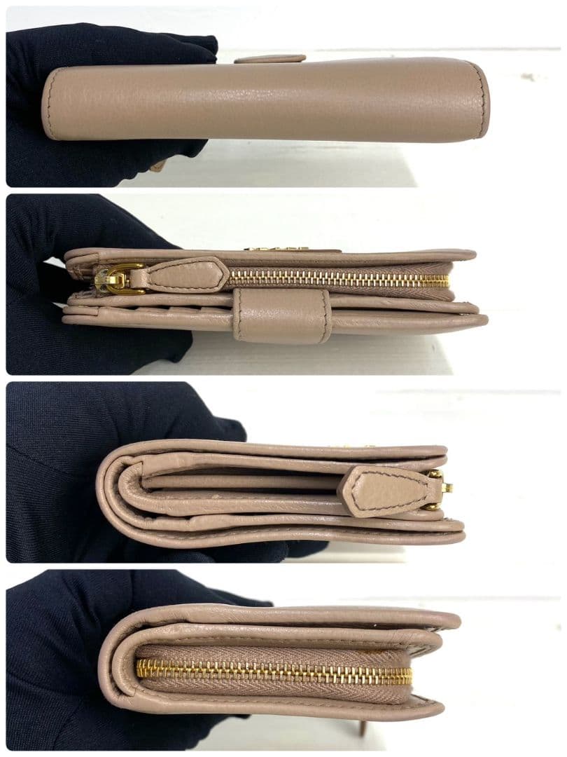 PRADA 三角プレート 二つ折り コンパクトウォレット