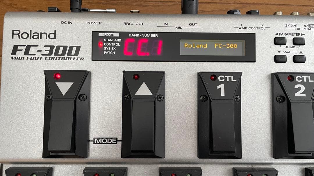 『AVL ケース込み』　Roland FC-300 MIDIコントローラー