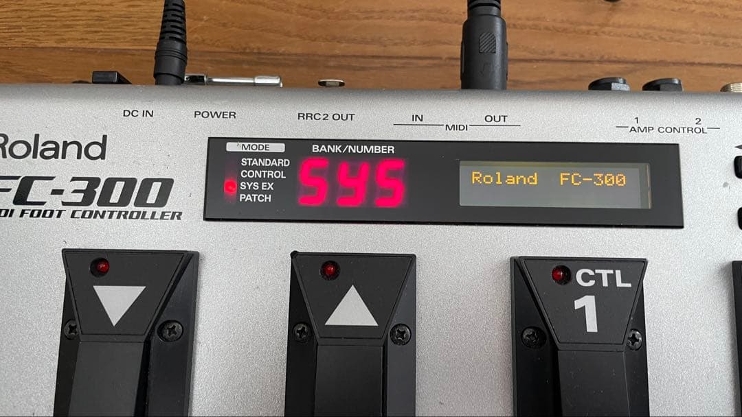 『AVL ケース込み』　Roland FC-300 MIDIコントローラー