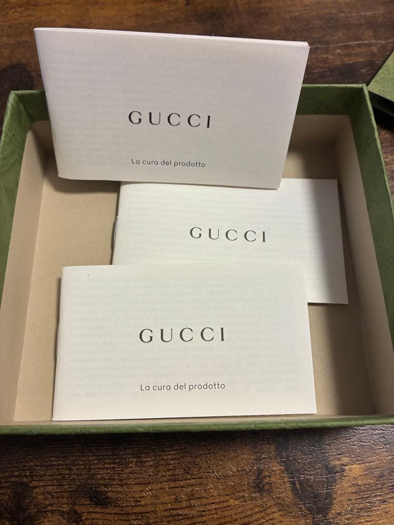 美品　GUCCI 二つ折りマネークリップ