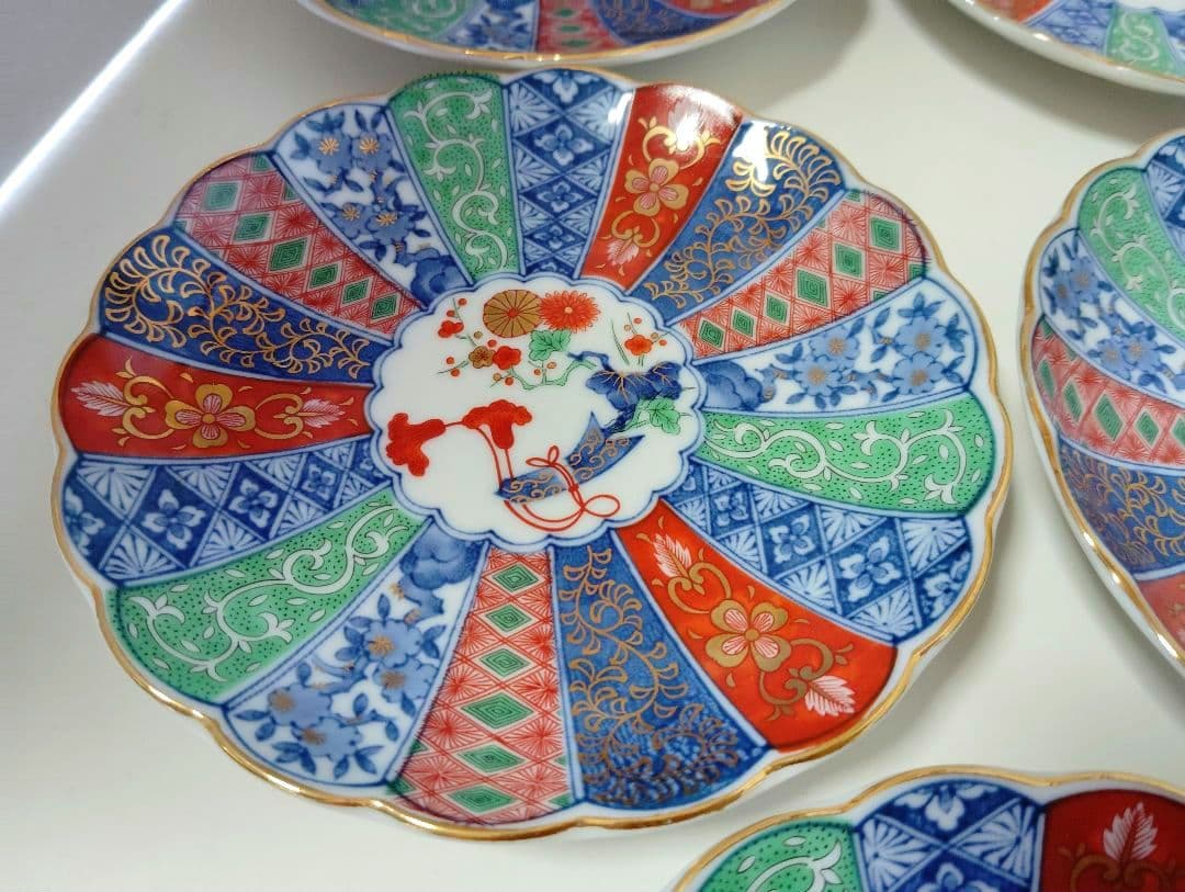 お正月　翔山窯　金彩古伊万里　菊割　輪花　銘々皿揃 5枚