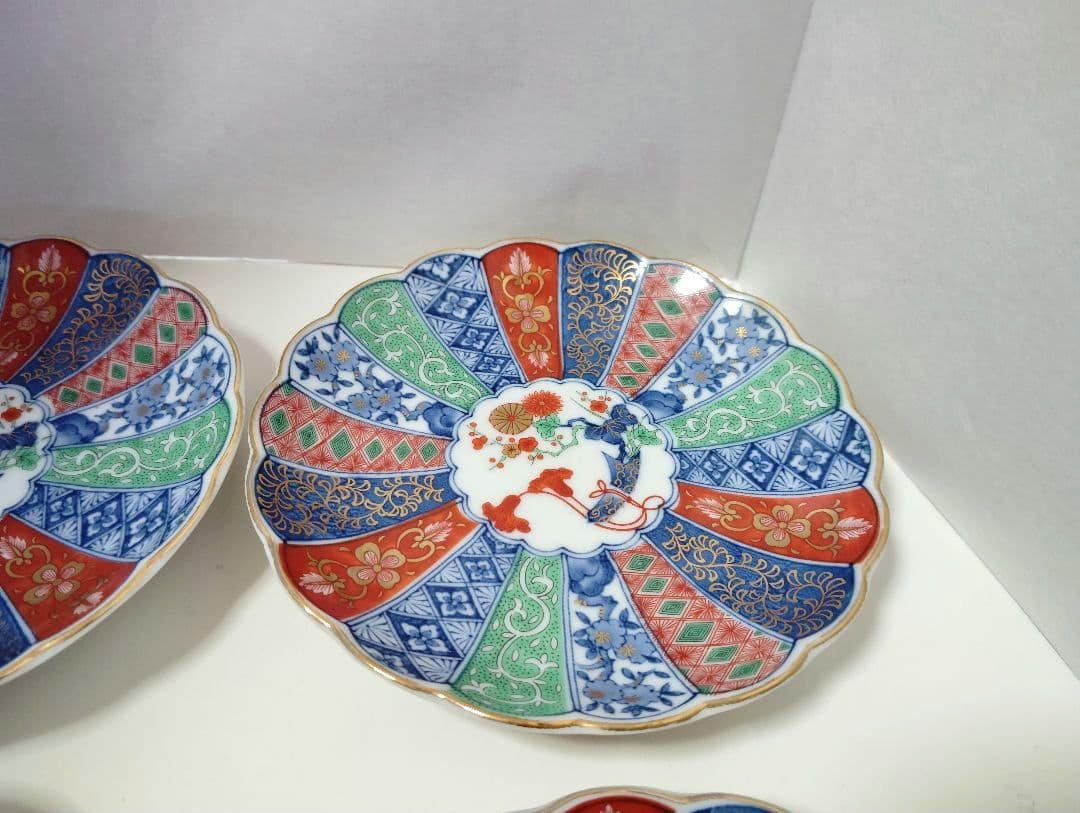 お正月　翔山窯　金彩古伊万里　菊割　輪花　銘々皿揃 5枚