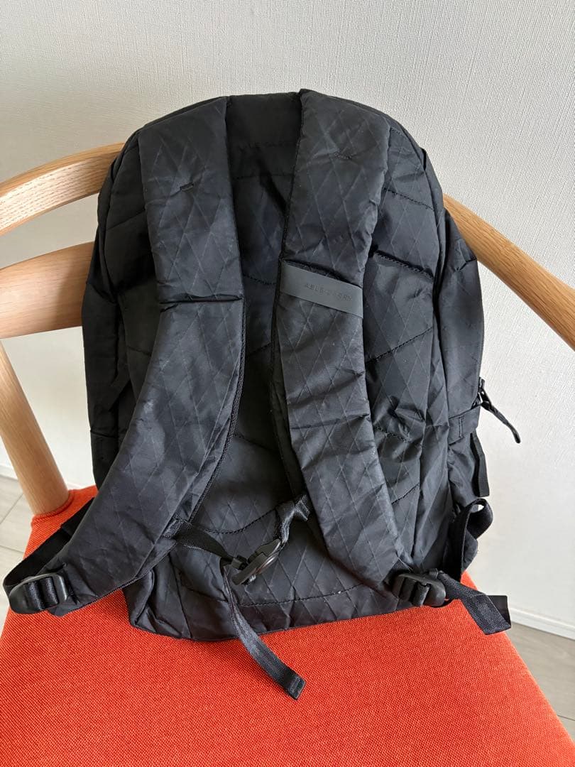 Able Carry Thirteen Daybag ブラック