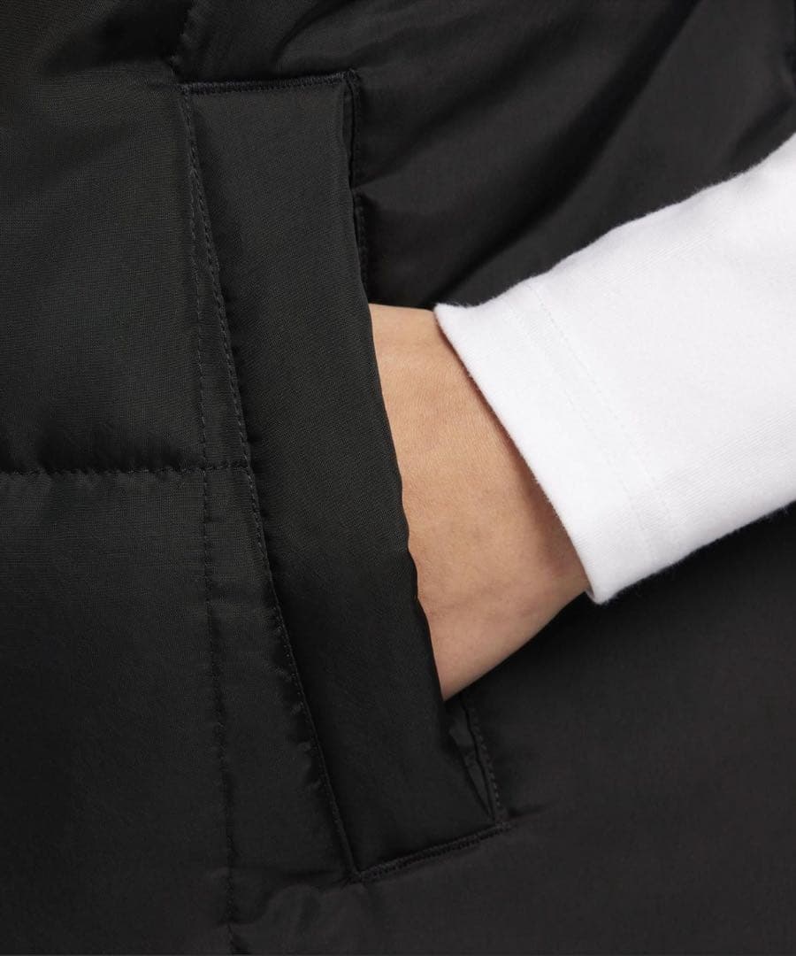 新品★定価13860円★NIKE★Therma-FIT★ベスト★XLサイズ