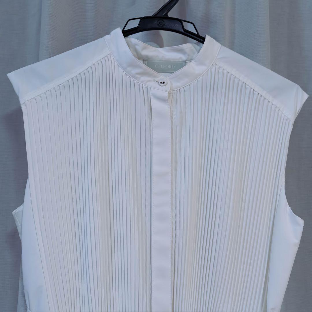 CELFORDプリーツカラーワンピース