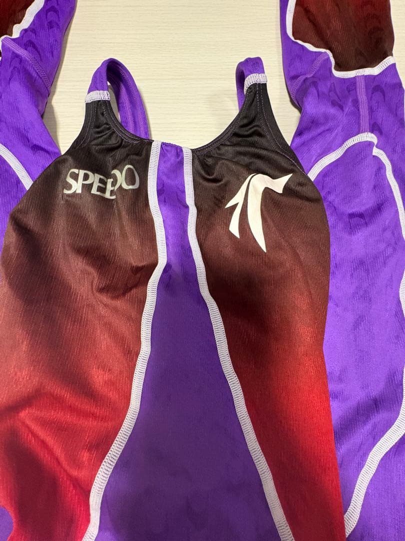 Y*i様 SPEEDO 競泳水着