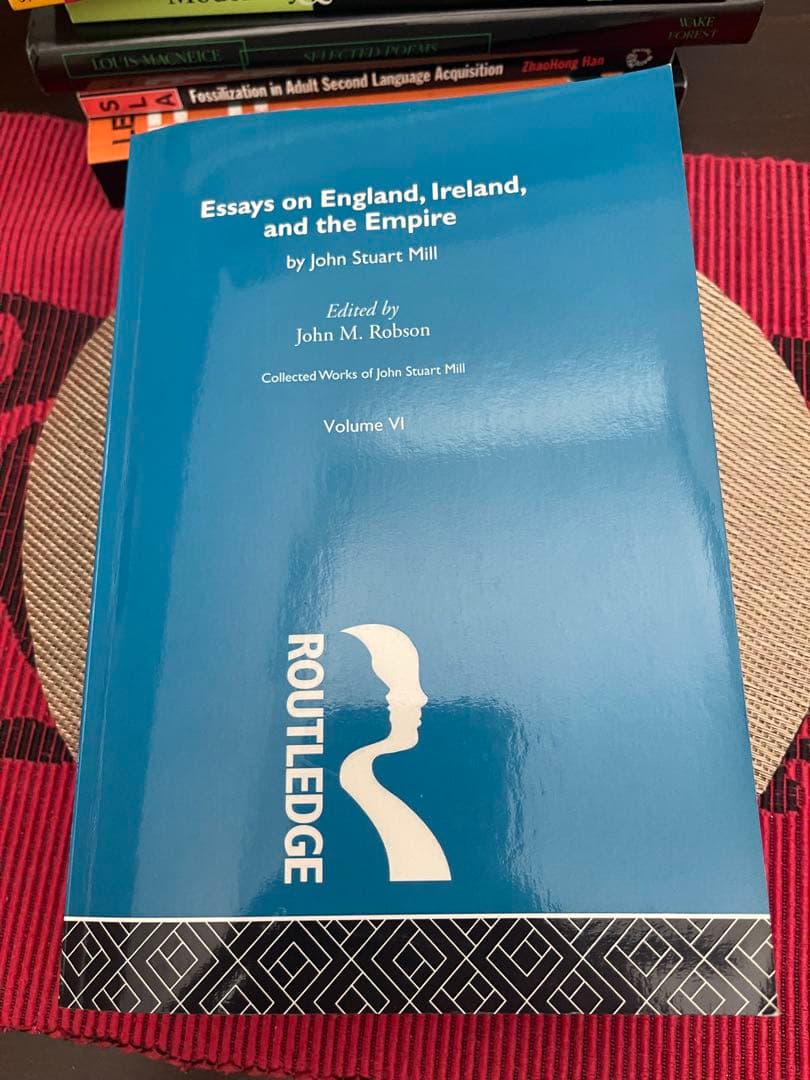 洋書 Essays on England Ireland and the Empire