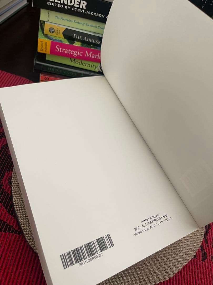 洋書 Essays on England Ireland and the Empire