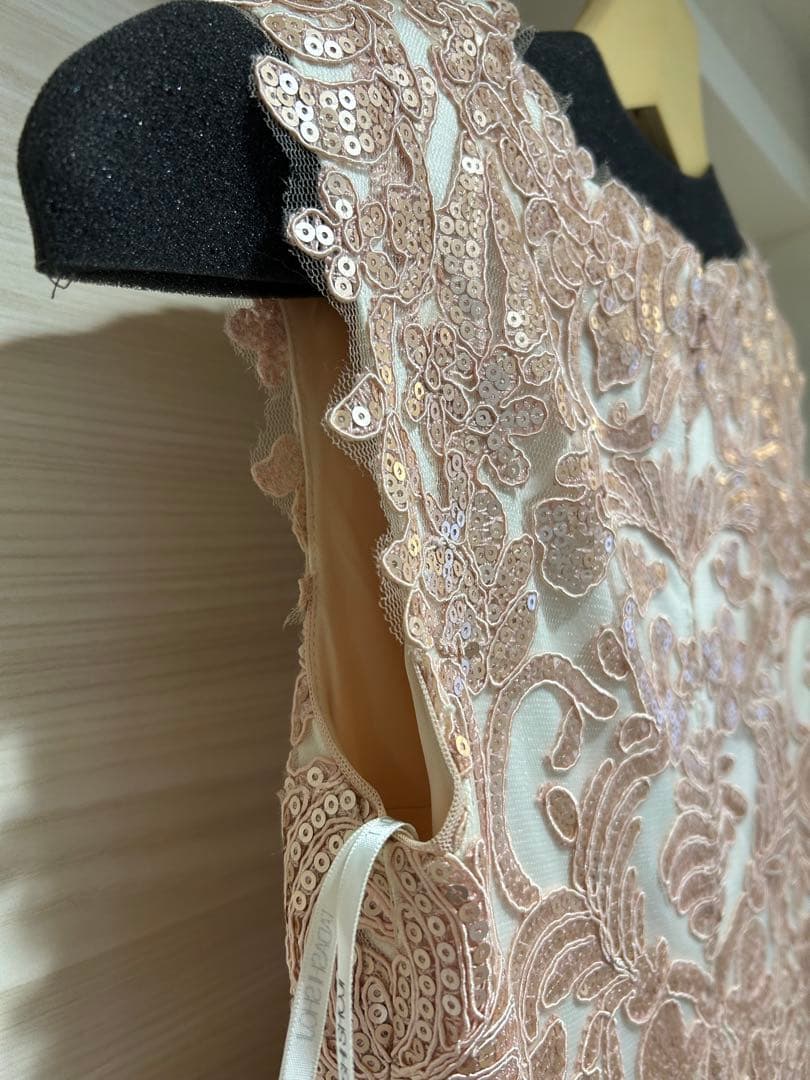 TADASHI SHOJI 刺繍ドレス