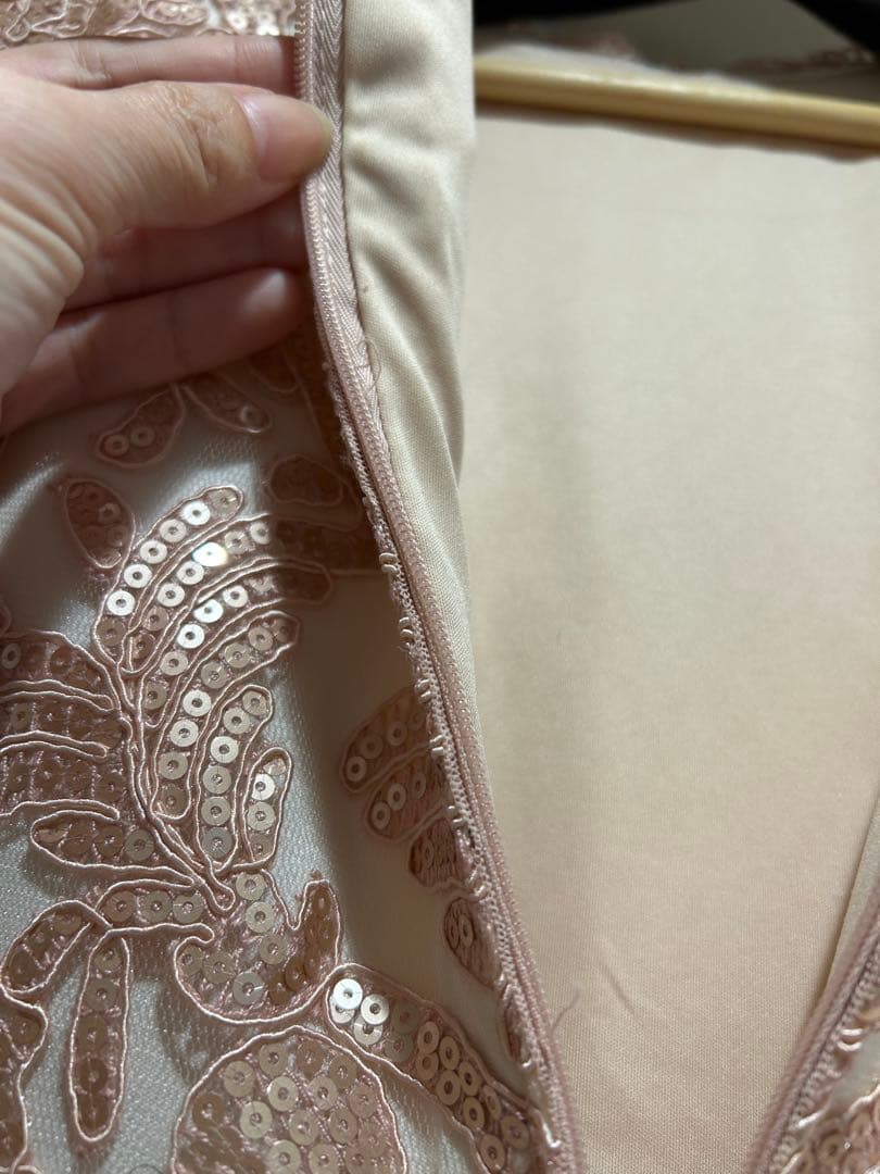 TADASHI SHOJI 刺繍ドレス