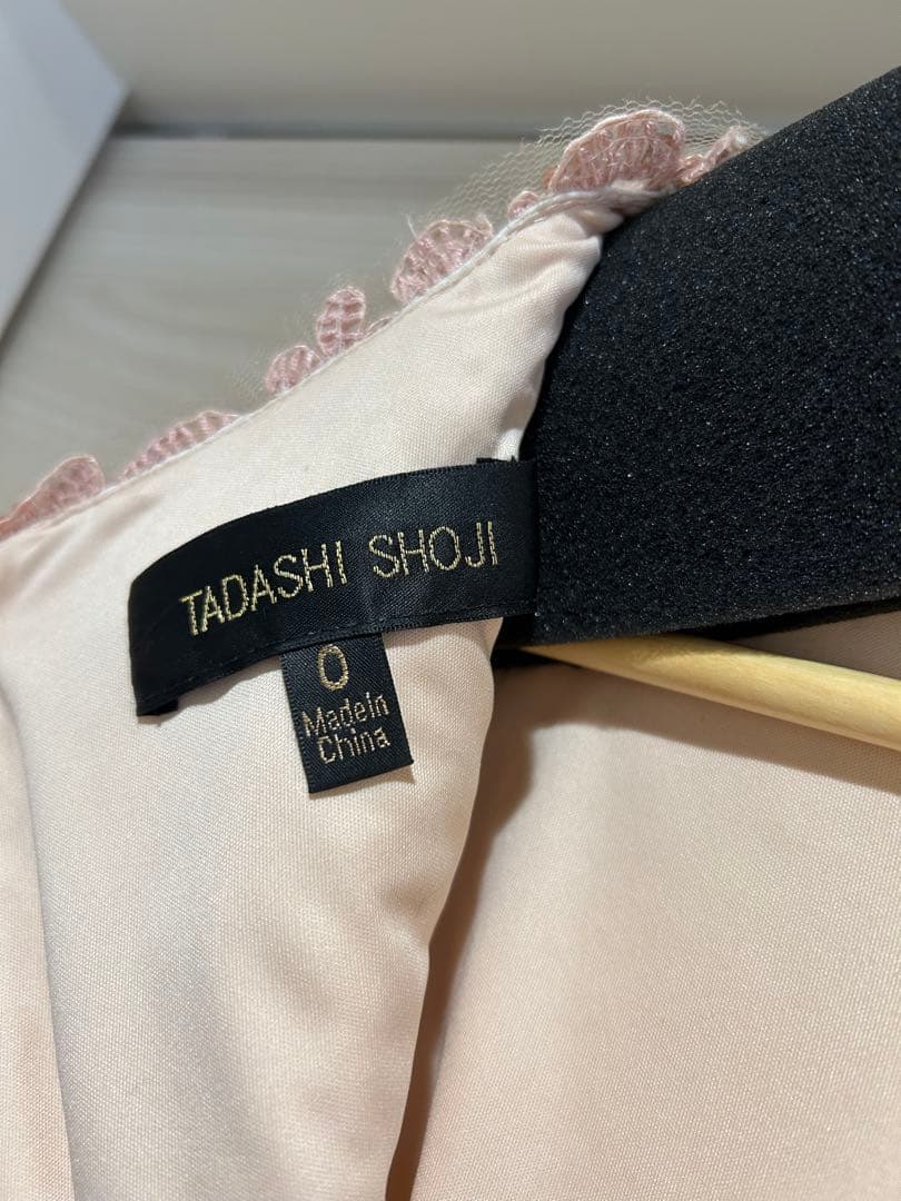 TADASHI SHOJI 刺繍ドレス